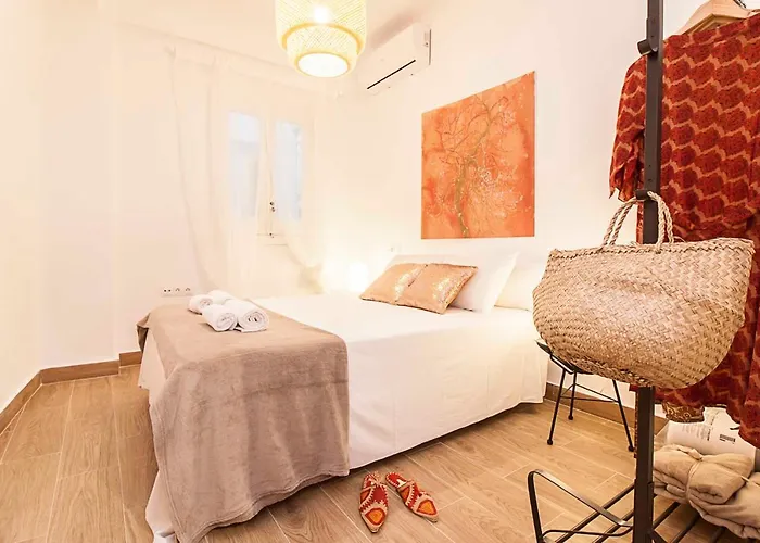 Center Flat Holidays Center * مالقة